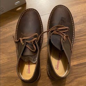 BRAND NEW CLARKS DESERT BOOTS